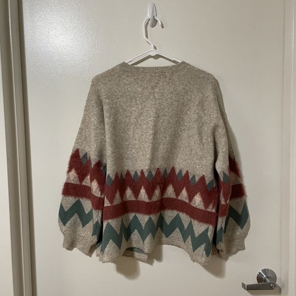 NEW Olive & Leaf Fuzzy Sweater Cardigan Red Green Beige Women US Size Small - Picture 6 of 6